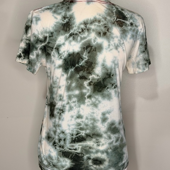 Lucky Brand Green and White Tie-Dye T-Shirt - Picture 2 of 7